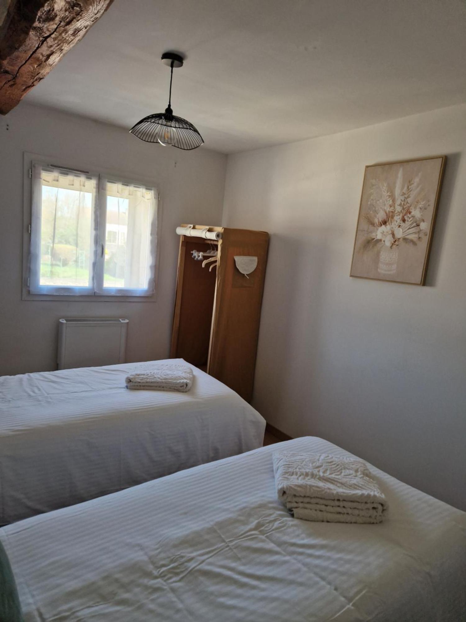 Maisons Cosy De Village Gurgy Exterior foto